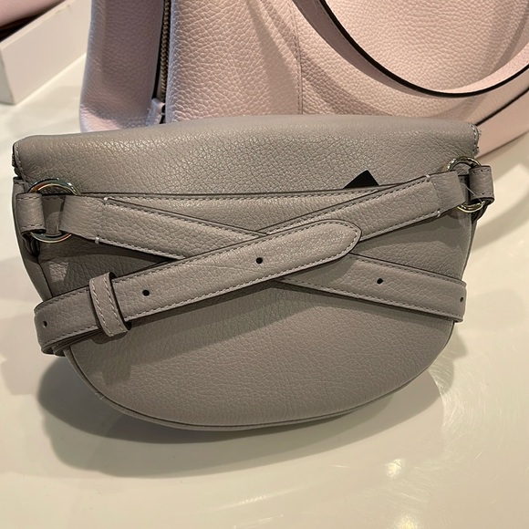 Kate Spade Lena Colorblock Belt Bag
Mountain Grey Multi 
Waist Bag , Fanny Pack - Picture 5 of 16